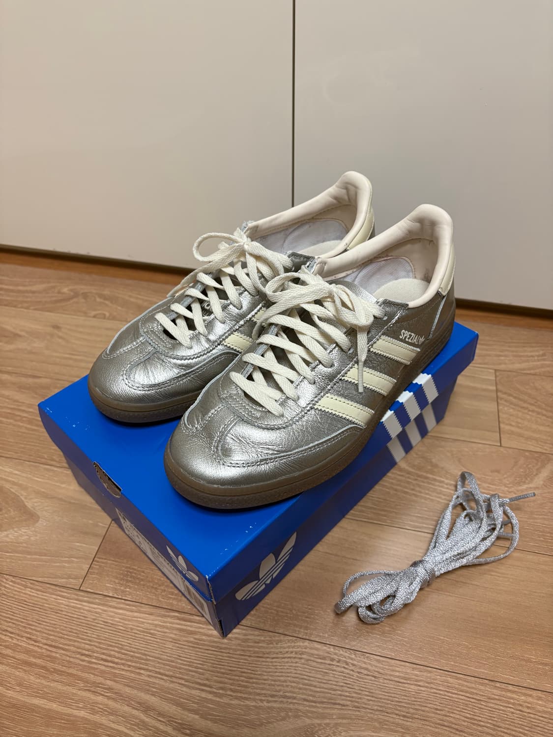 핸드볼 스페지알 js2630 새상품급 풀박스 상품이미지1