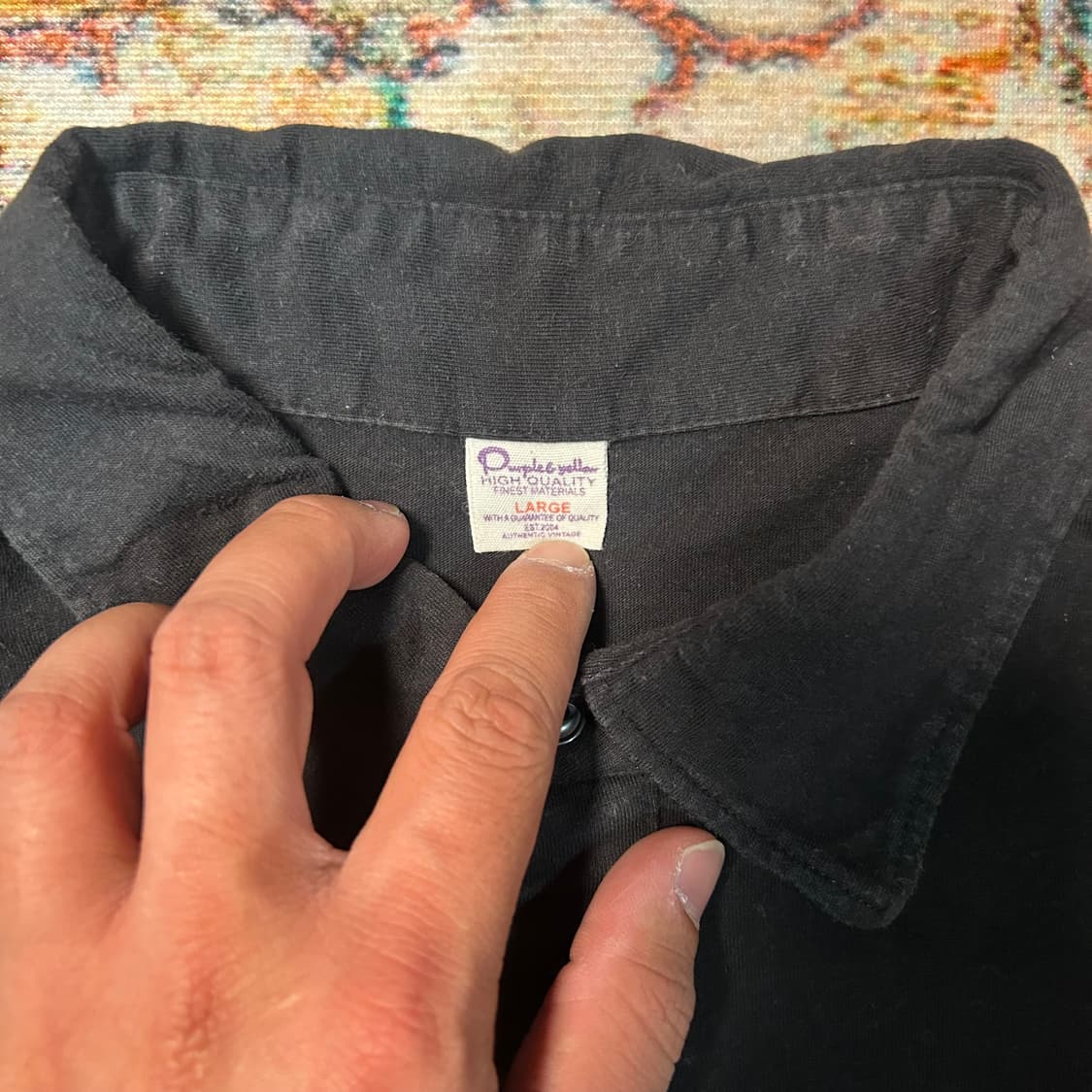 [L] 퍼플 앤 옐로우 백로고 카라 반팔 상품이미지5