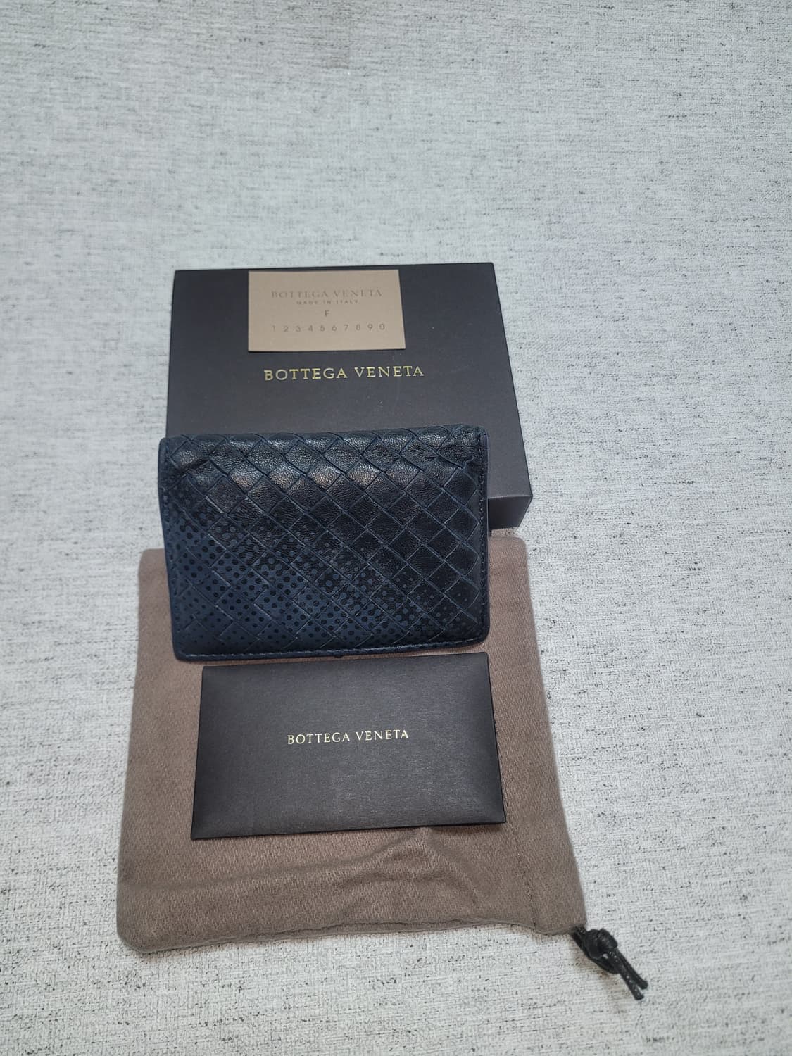 보테가베네타 반지갑 팝니다 상품이미지1