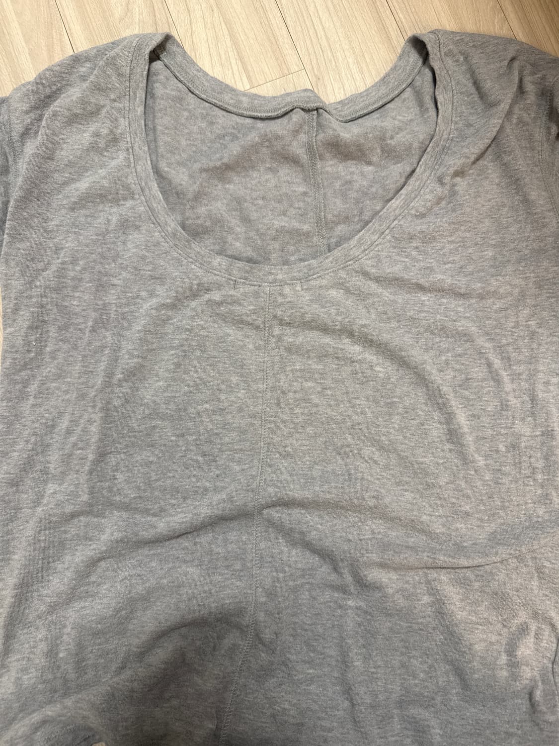 수토 sutto Back Scoop-neck Tee (Gray) 상품이미지5