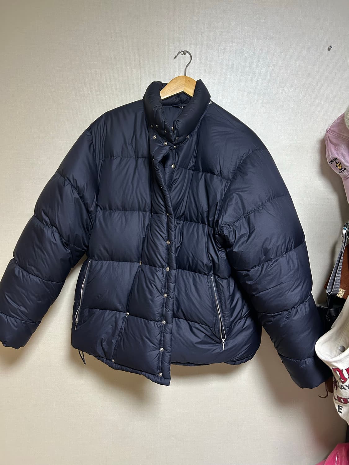 40 캡틴선샤인 몽블랑 푸퍼 네이비 상품이미지1