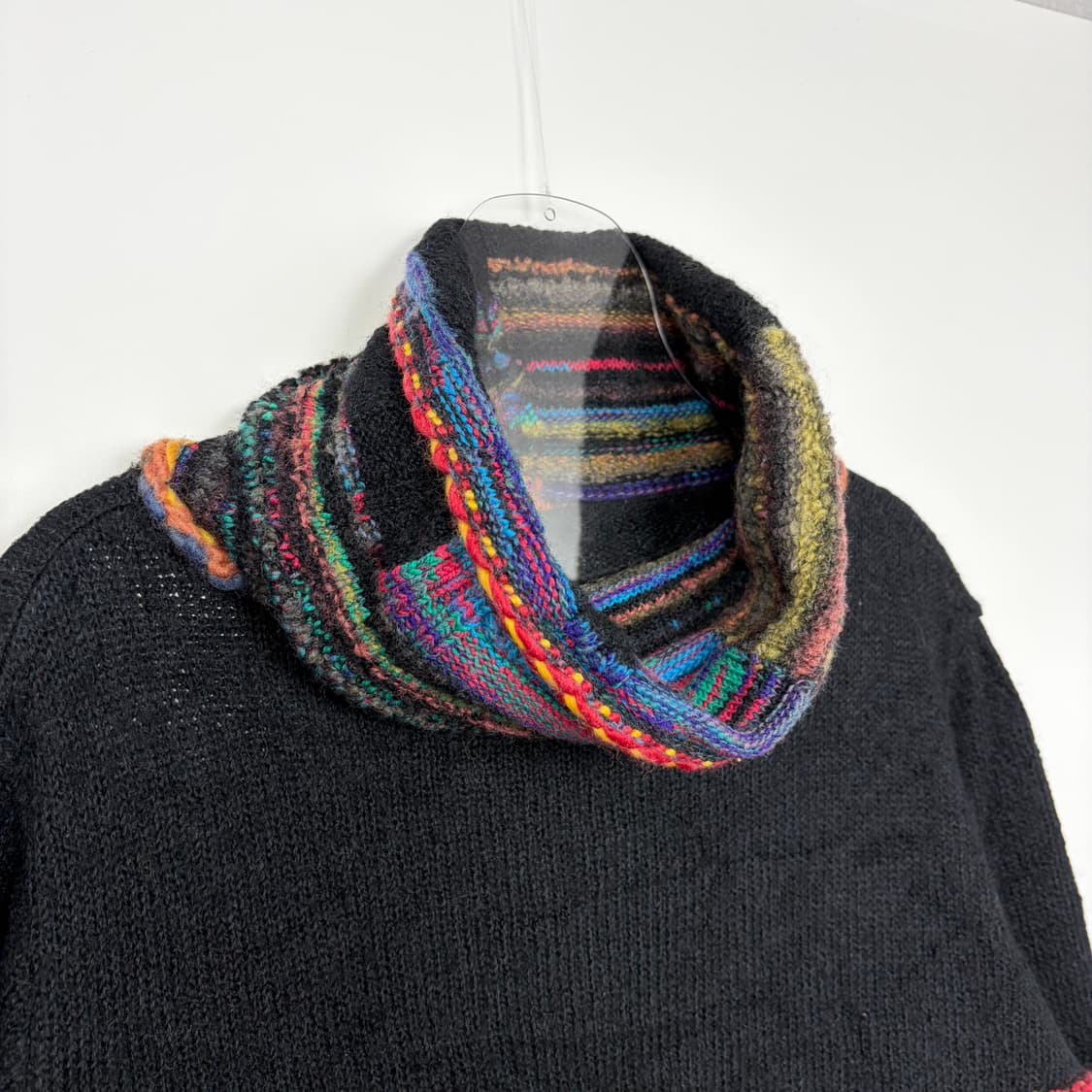 빈티지 패턴 터틀넥 니트 티셔츠 상품이미지2