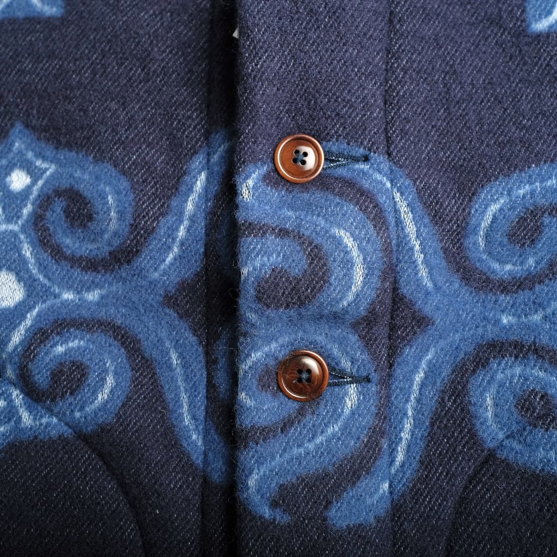 스튜디오다치산 45주년 아이누 블랭킷 베스트 42사이즈 새제품 상품이미지6