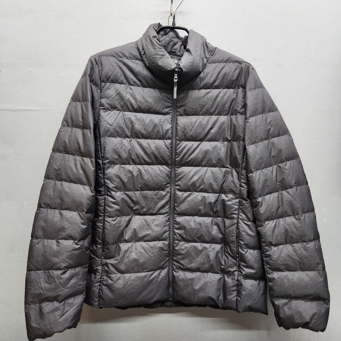 유니클로 경량 덕다운 패딩 M 상품이미지1