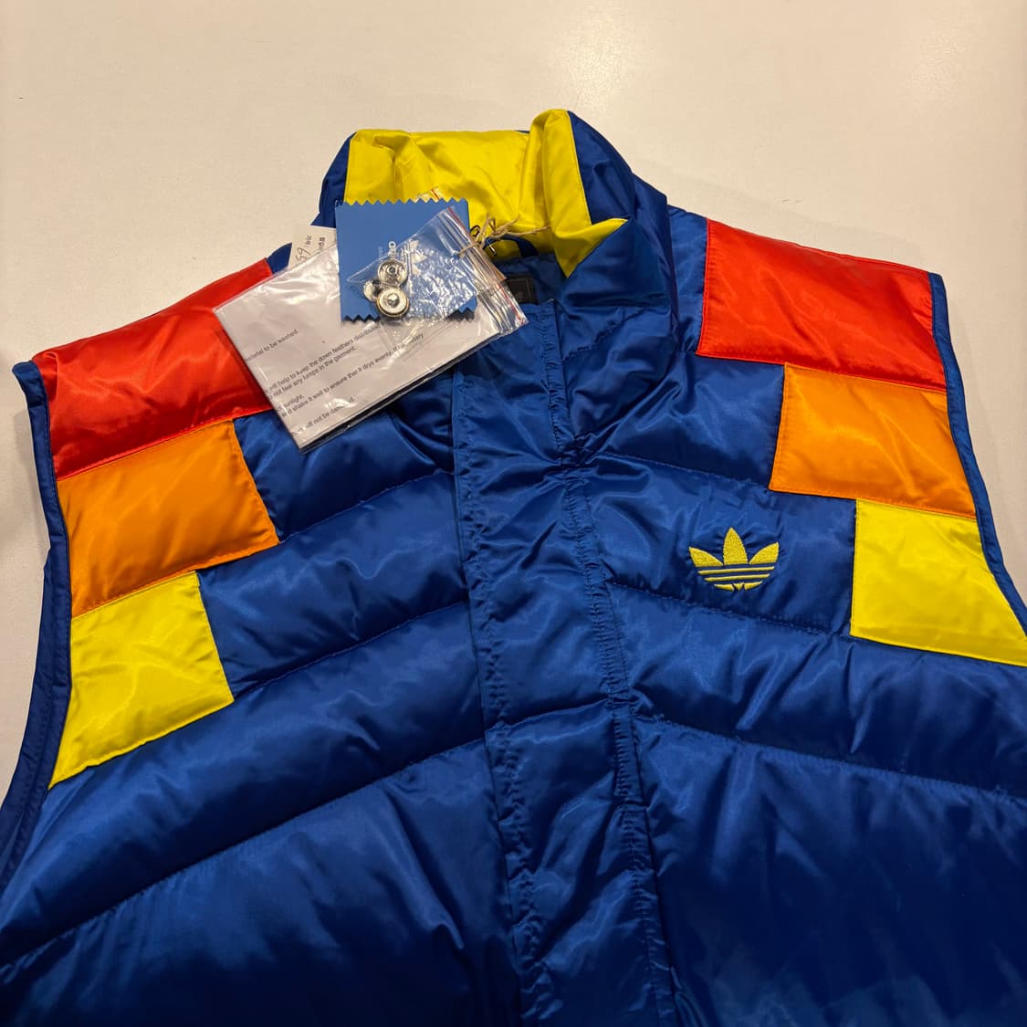 [105] 06s 아디다스 컬러블록 다운 패딩 조끼 블루 D88 상품이미지3