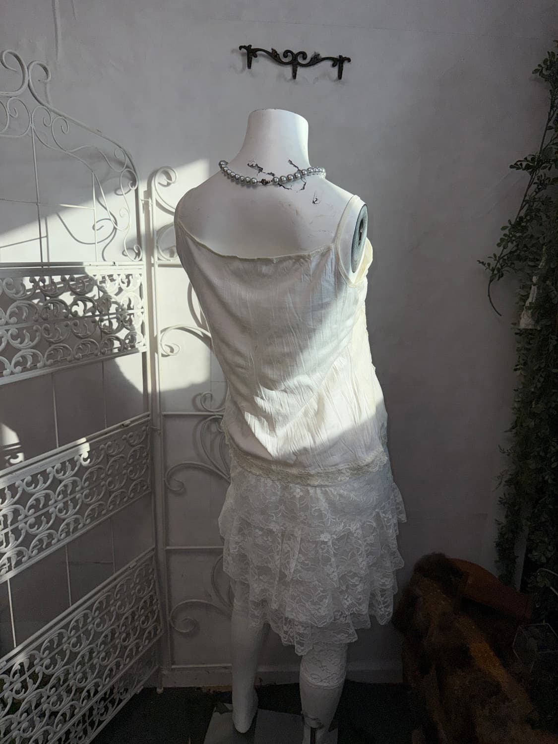Ivory floral dot lace sleeveless  상품이미지6