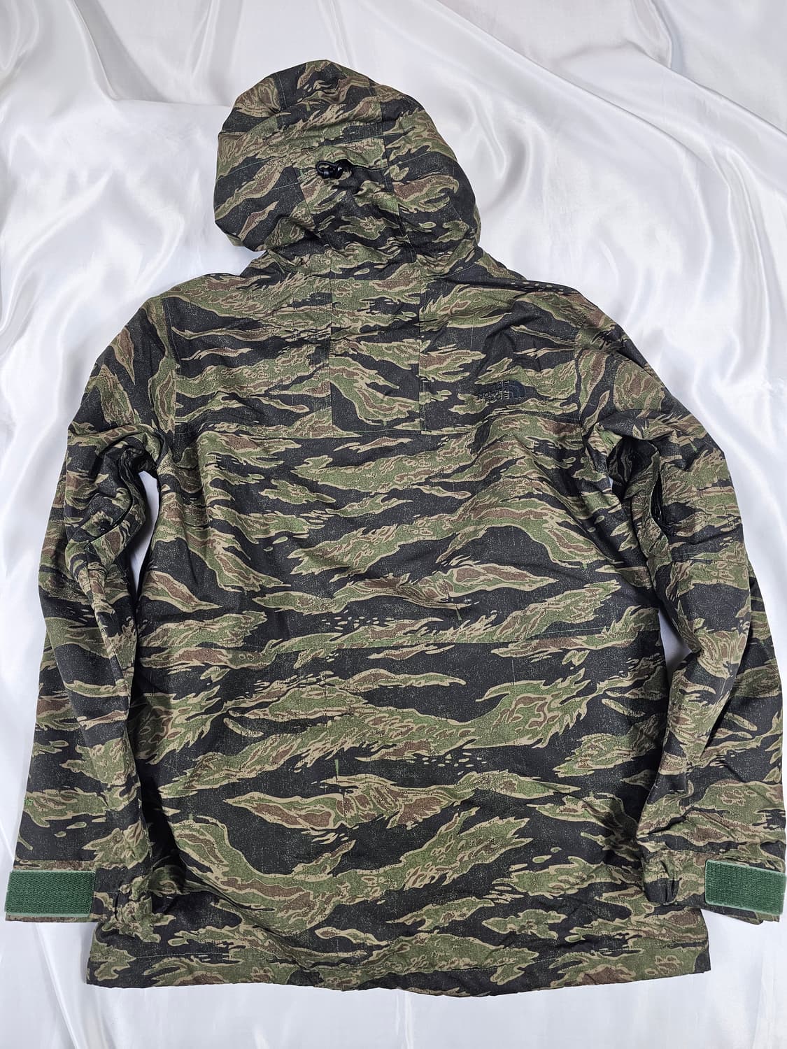 노스페이스카모자켓 상품이미지10