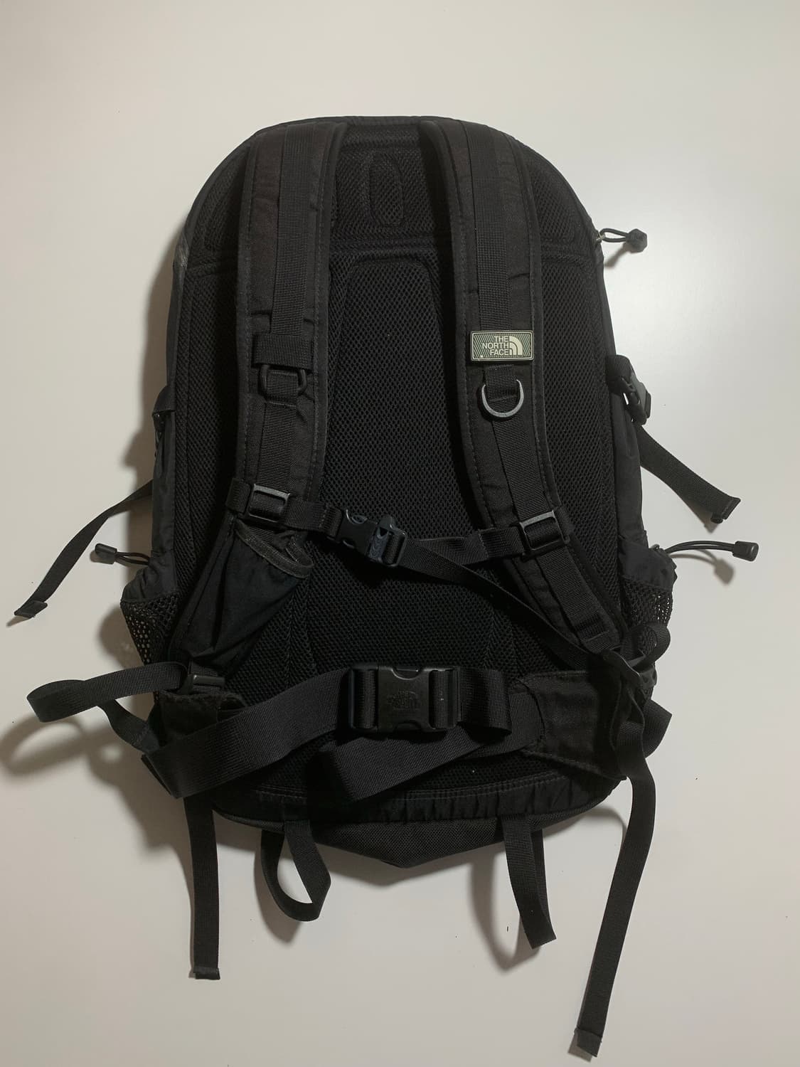 노스페이스 Surge 블랙 백팩 상품이미지2