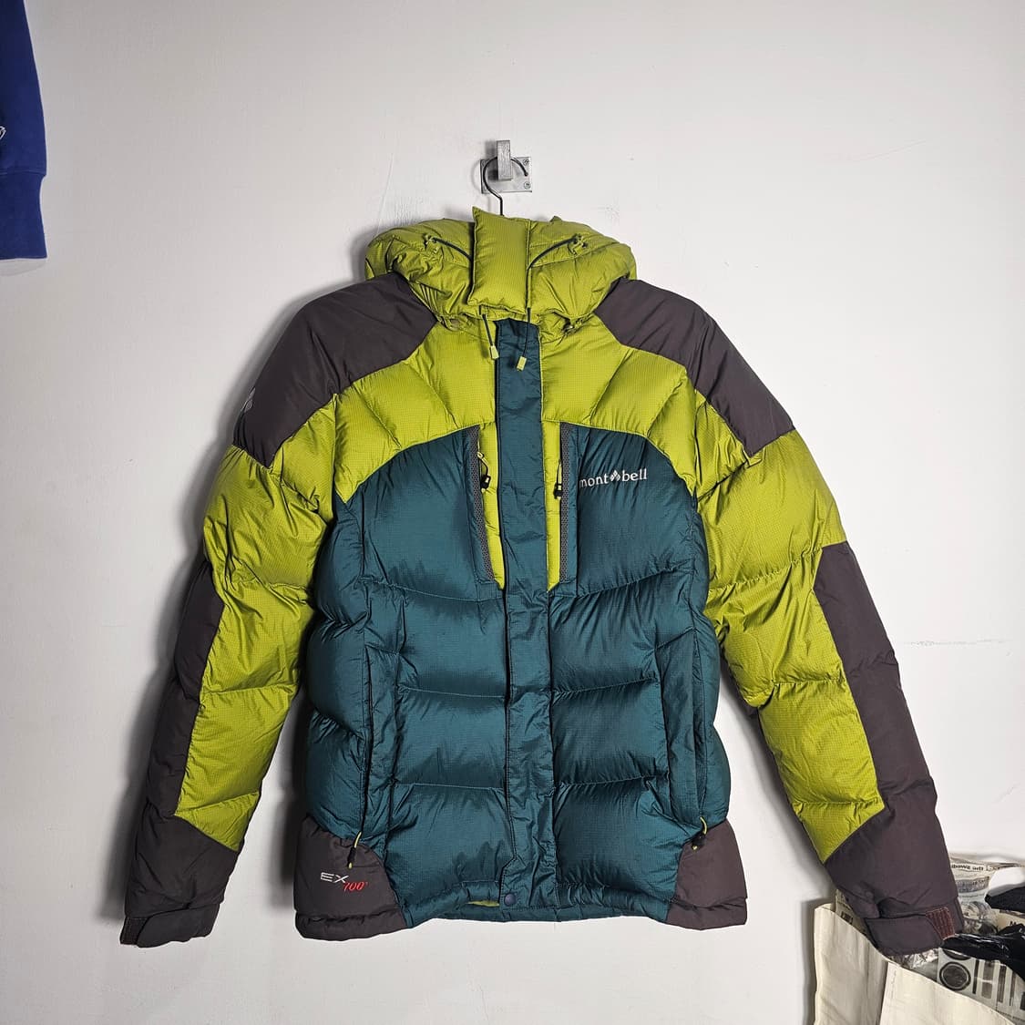 몽벨 옛날 패딩  상품이미지1
