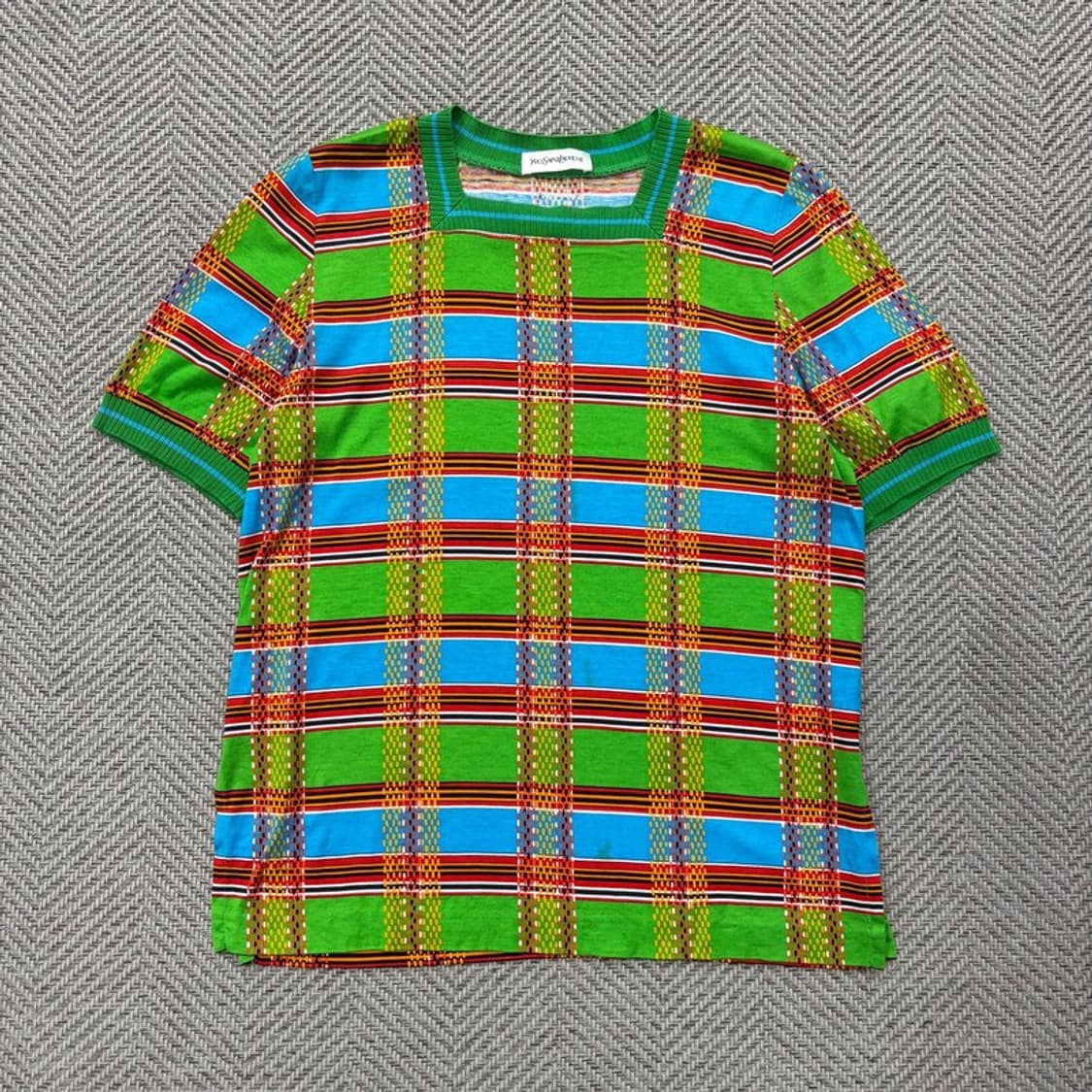 입생로랑 체크패턴 스퀘어넥 티셔츠 v2263 상품이미지1