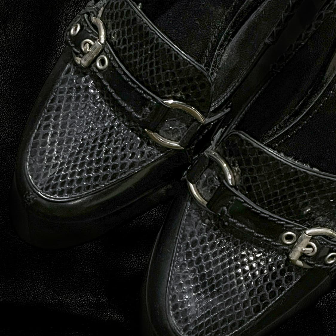 루이비통 블랙 펌프스 상품이미지6