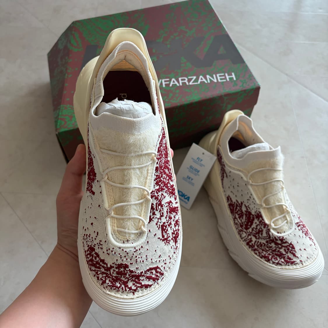 새상품(250) 호카 x 파리아 파르자네 리스토어 TC 츄카 크림 상품이미지2