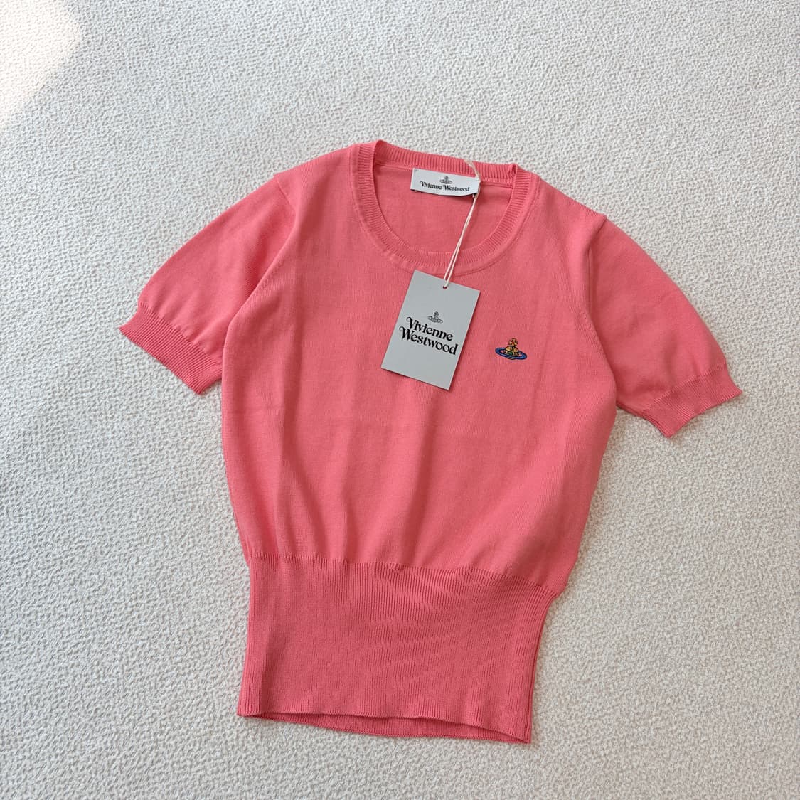 비비안웨스트우드 베아 탑 코랄 니트 상품이미지1