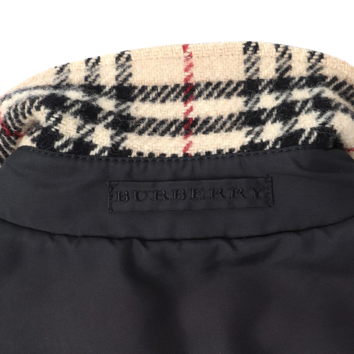 버버리 런던 리버시블 노바체크 퀄팅 싱글 코트 상품이미지7