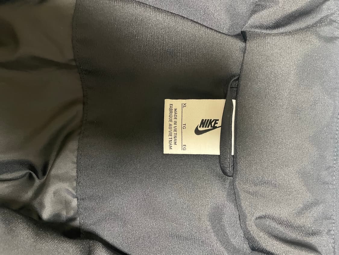 나이키 NRG 솔로스우시 사틴 봄버 XL 상품이미지3