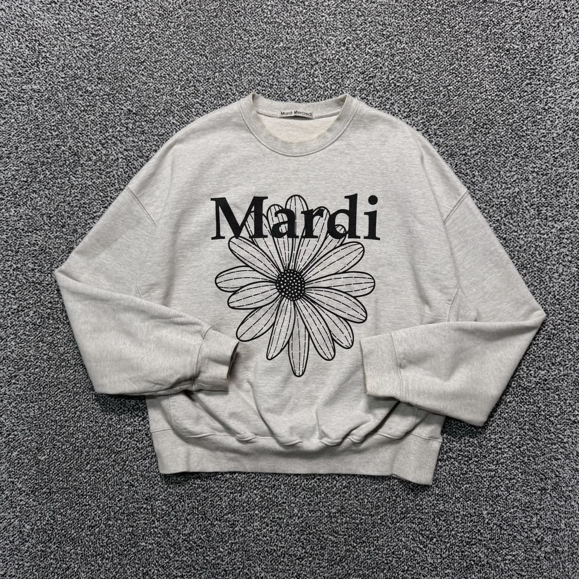 Name : 마르디 시그니처로고 맨투맨 :)  상품이미지1