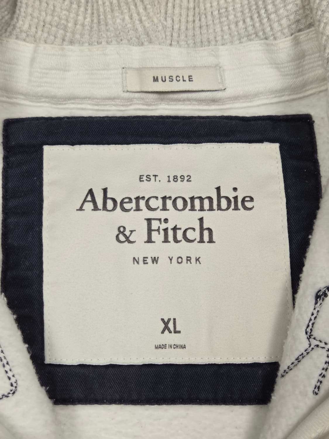 [아베크롬비] 머슬핏 NY 애슬레틱스 아플리케 후드 집업 | A00171 상품이미지3