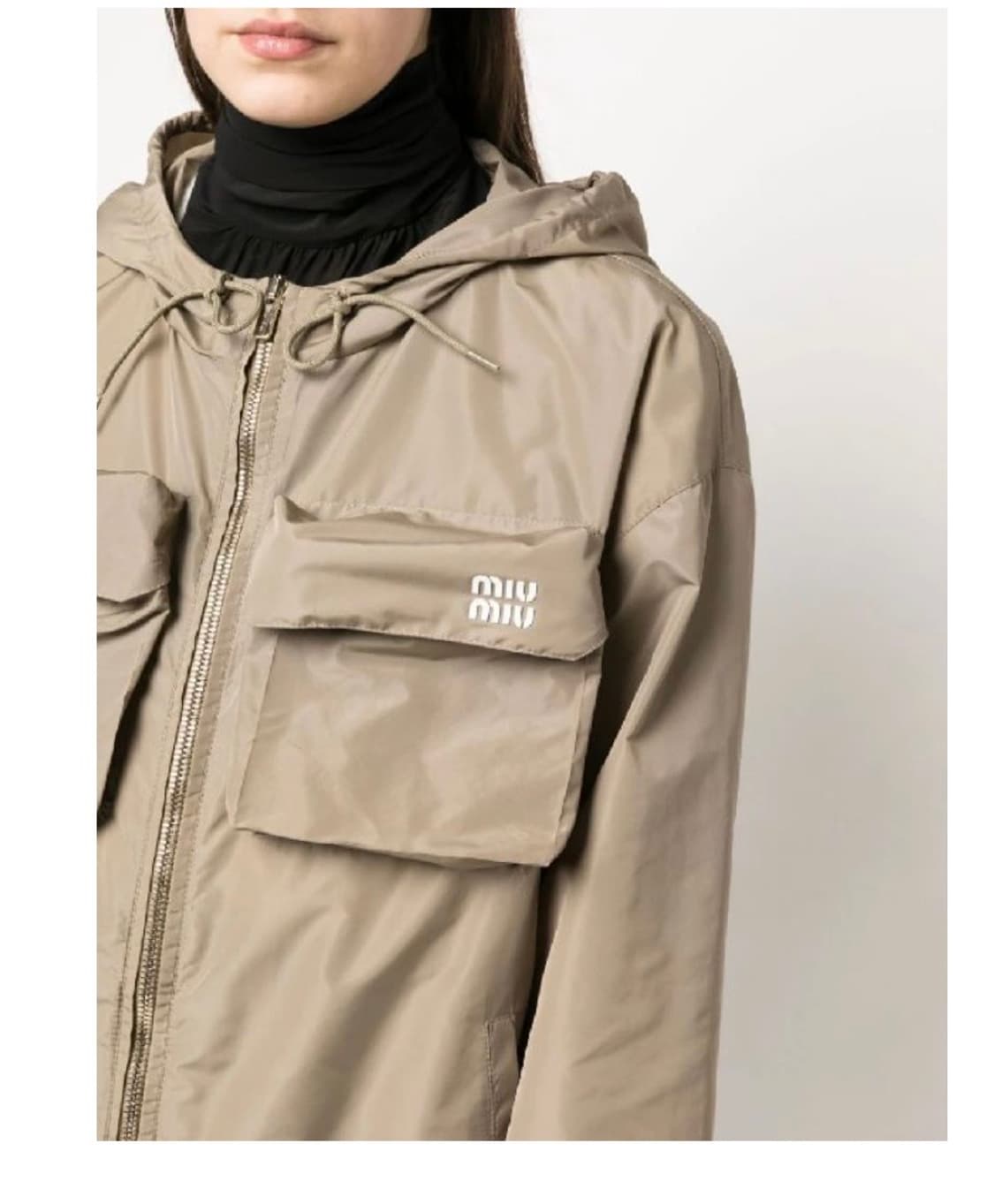 미우미우 로고 플랩포켓 후드 집업 자켓 상품이미지2