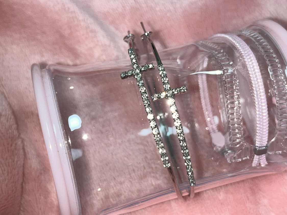 [새상품] y2k 갸루 큐빅 십자가 링귀걸이 상품이미지1