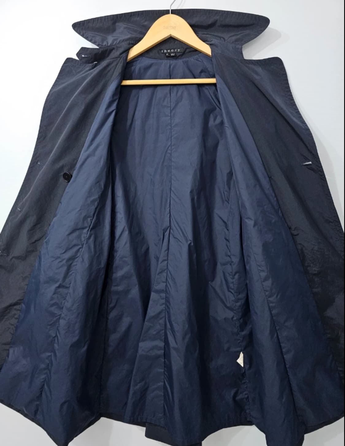 띠어리 네이비 트렌치코트~55 상품이미지6