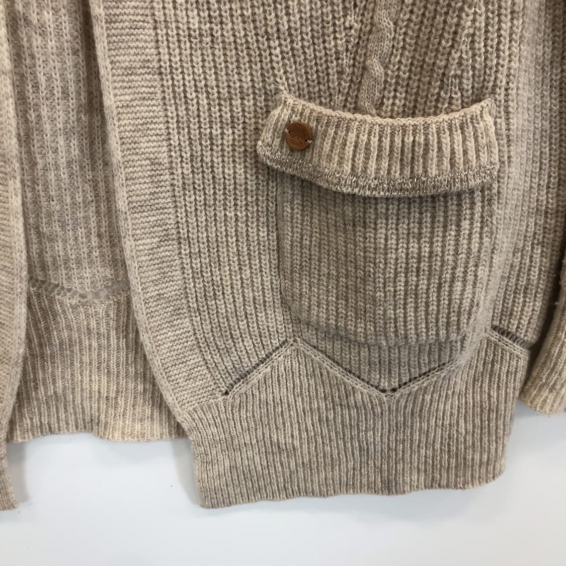 써스데이아일랜드 오픈형 울 가디건 85  상품이미지3