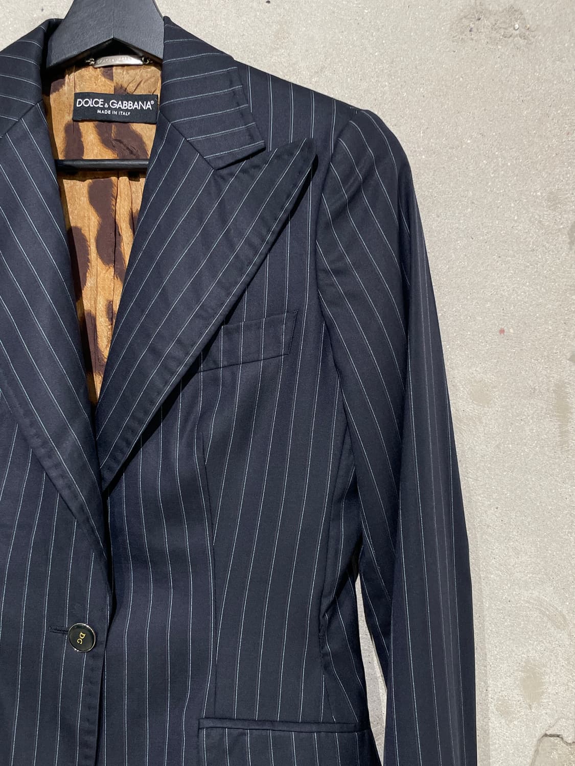 돌체 앤 가바나 블랙 레오파드 라이닝 스트라이프 자켓 상품이미지3