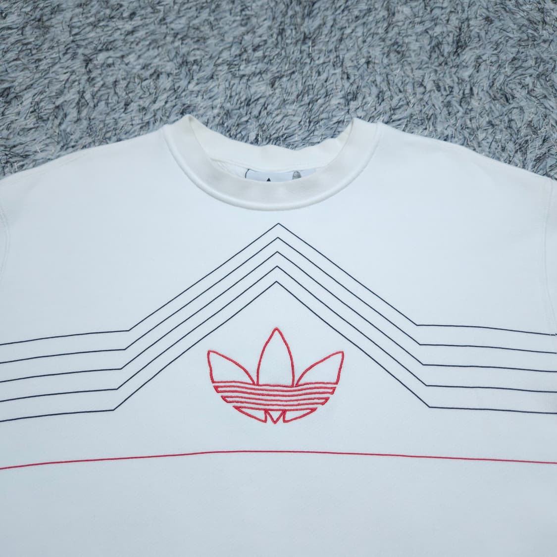 아디다스) M 여자 라이벌리 세미크롭 맨투맨 / 왕눈이샵 상품이미지3