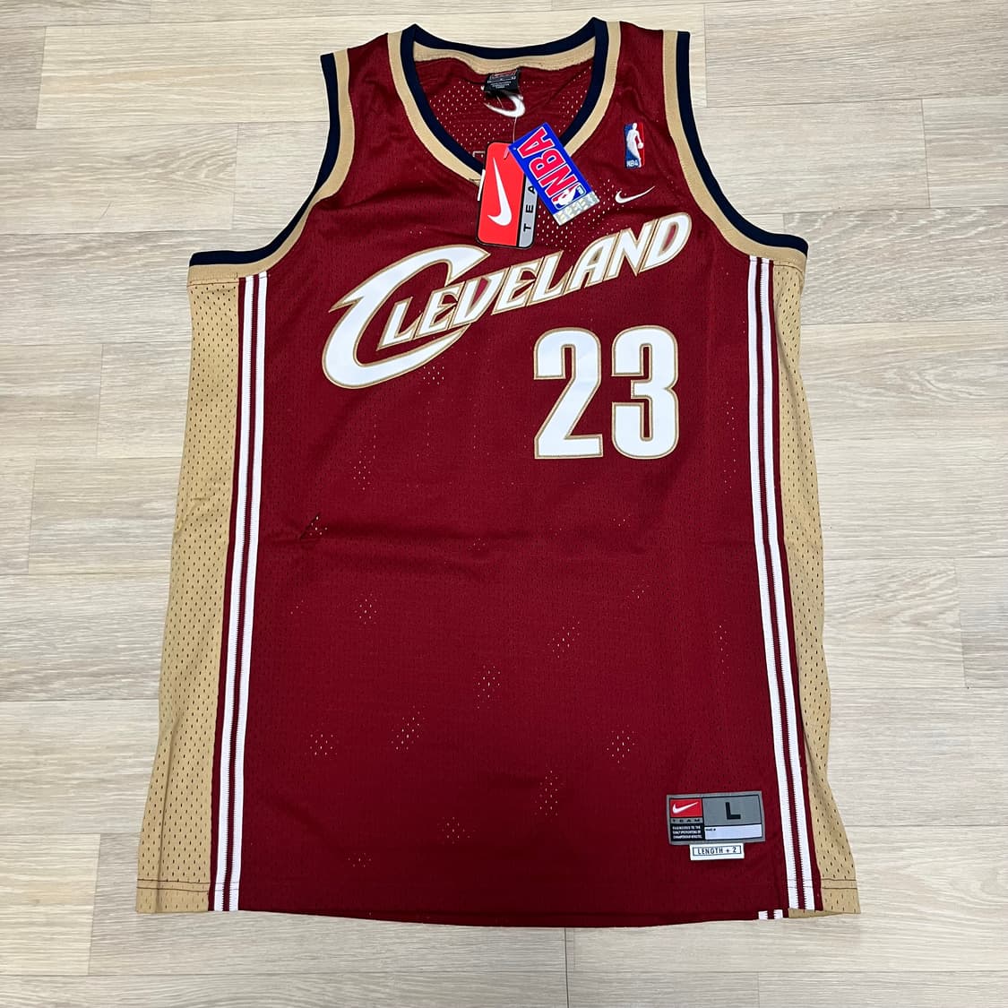(L / 하자있음) 새상품 나이키 NIKE 클리브랜드 르브론 제임스 져지 상품이미지1