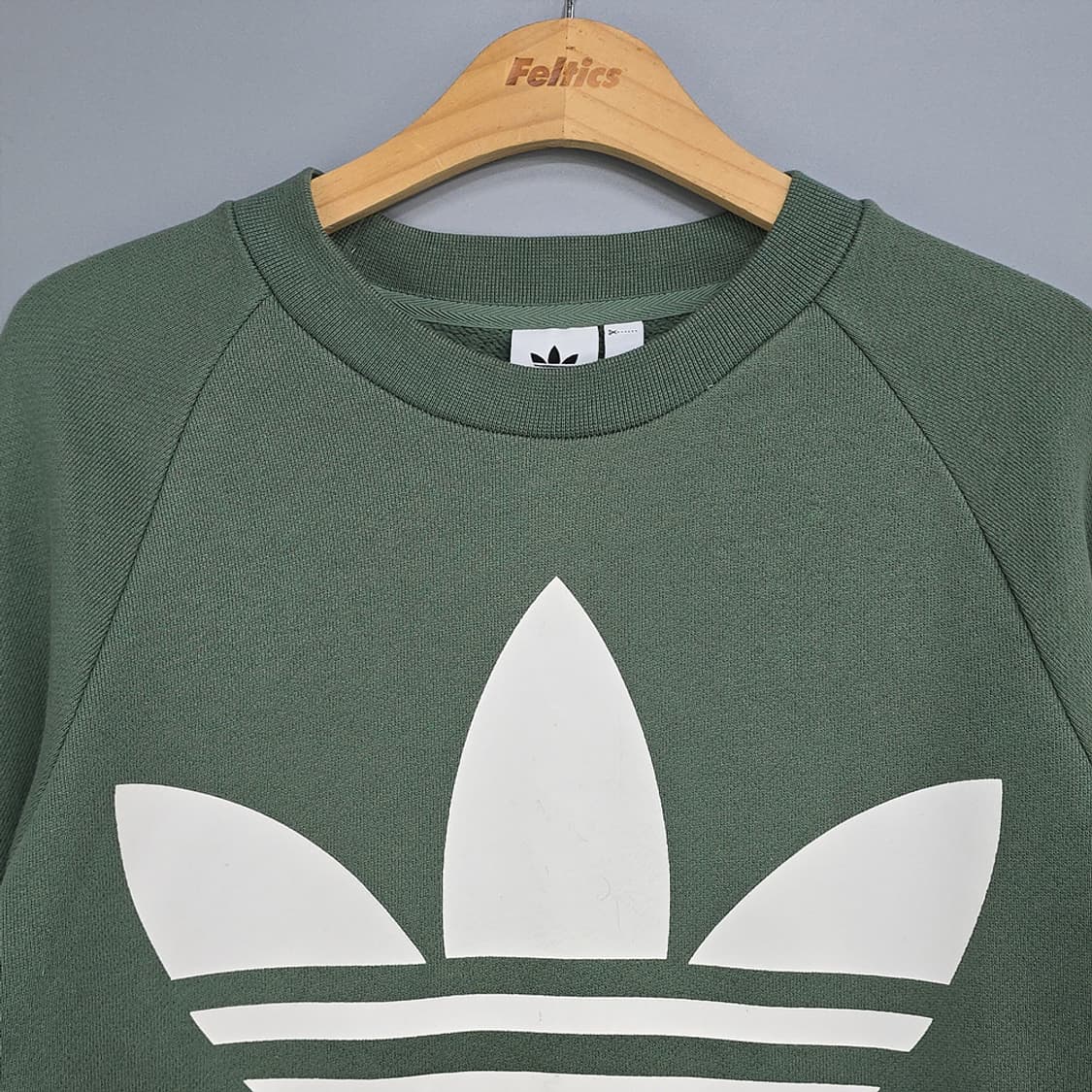 아디다스(adidas) 트레포일 오버사이즈 맨투맨 XS 상품이미지2