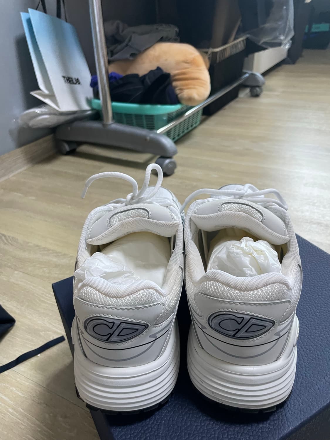 (41사이즈)디올 B30 스니커즈 화이트실버 판매해요 상품이미지6