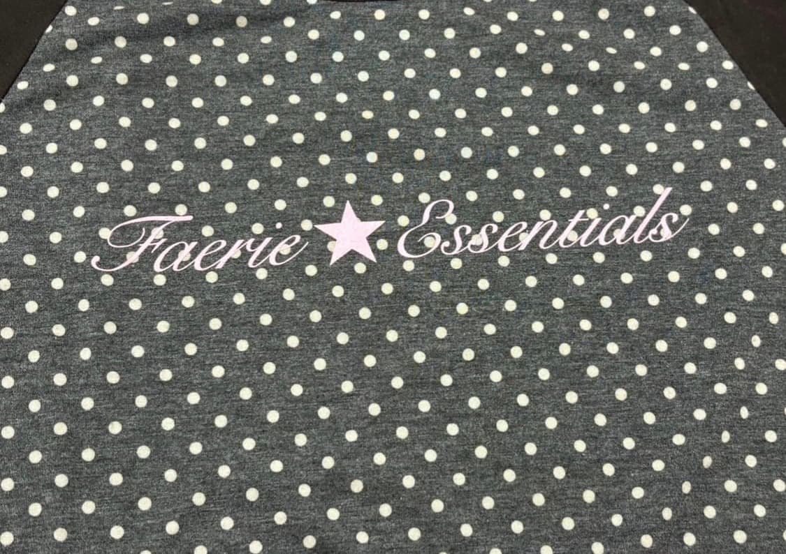 샵페어리 도트 레글런 슬리브탑 차콜 상품이미지3