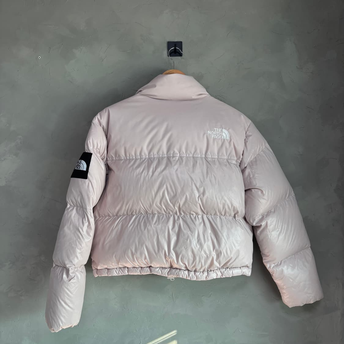 노스페이스 화이트라벨 노벨티 눕시 구스다운 패딩 라이트핑크 상품이미지4