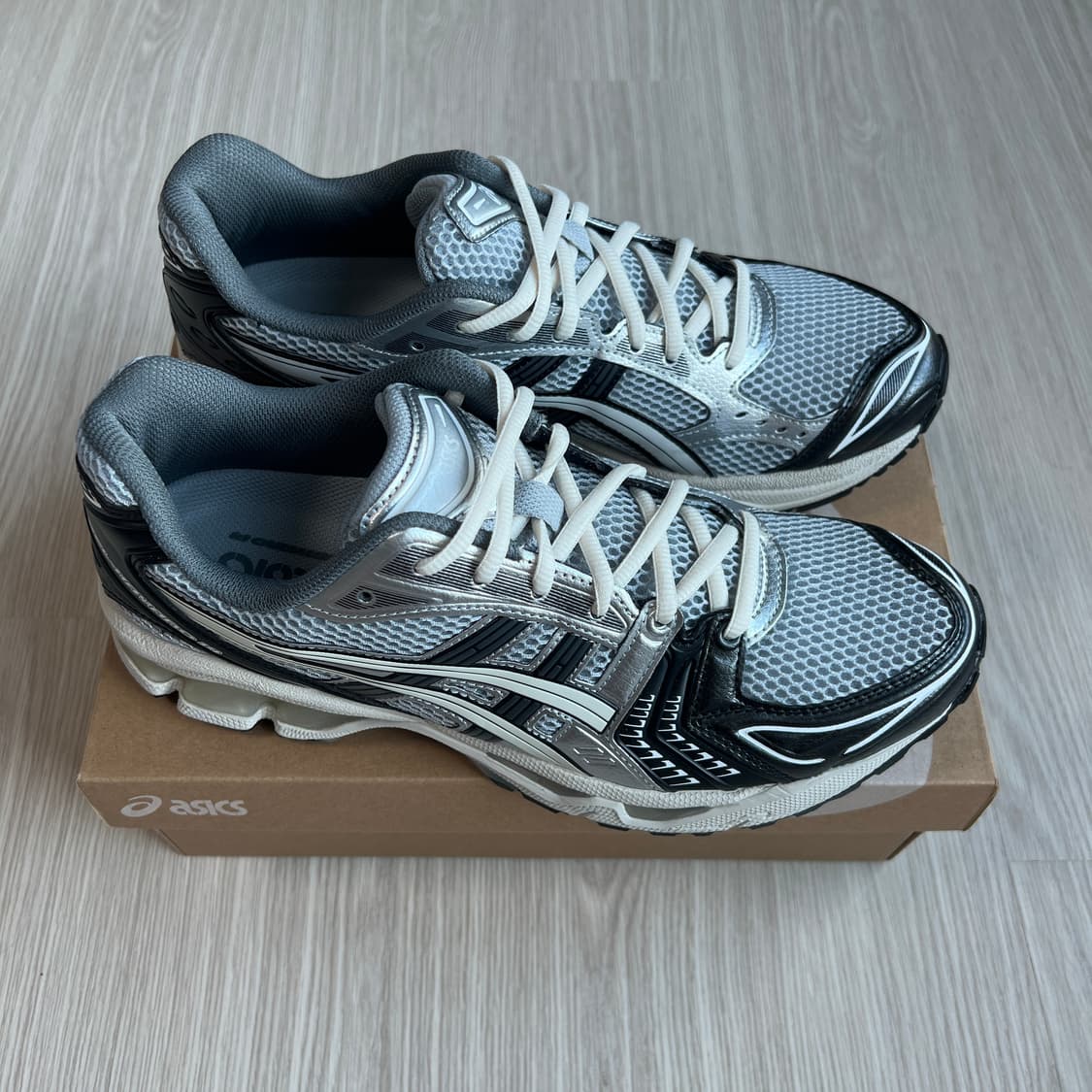 275 아식스 젤 카야노 14 블랙 글레이셔 그레이 상품이미지3