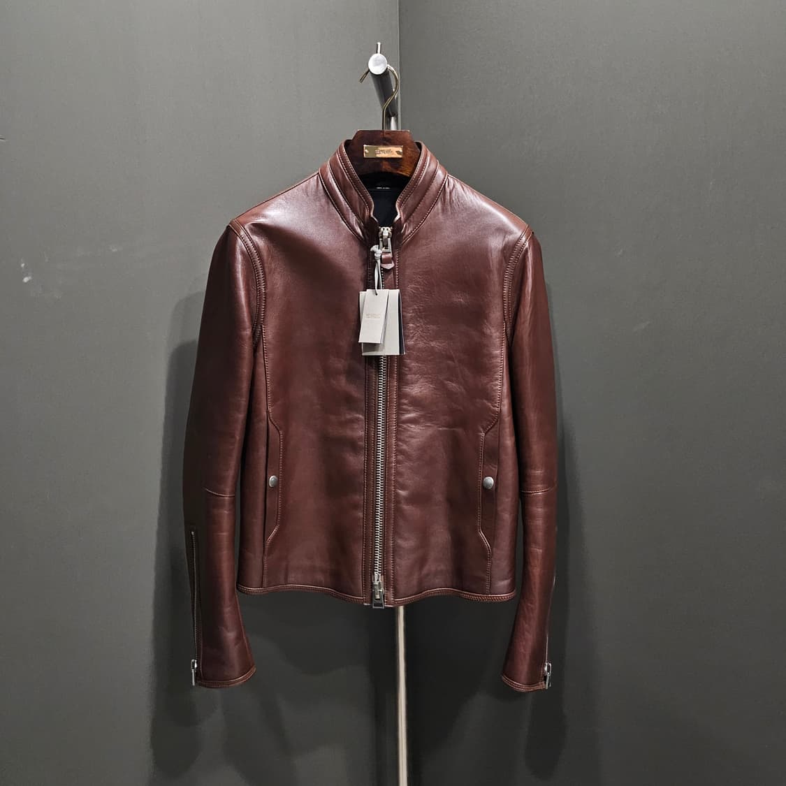 톰포드 스무스램레더 신상 바이커 가죽자켓 상품이미지4