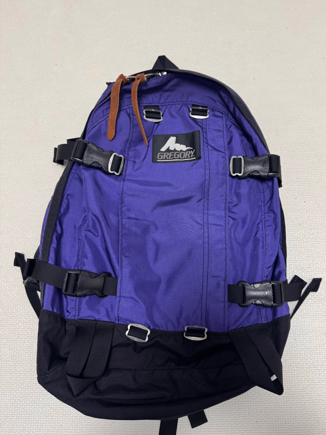 그레고리 데이앤하프 구로고 퍼플 상품이미지1