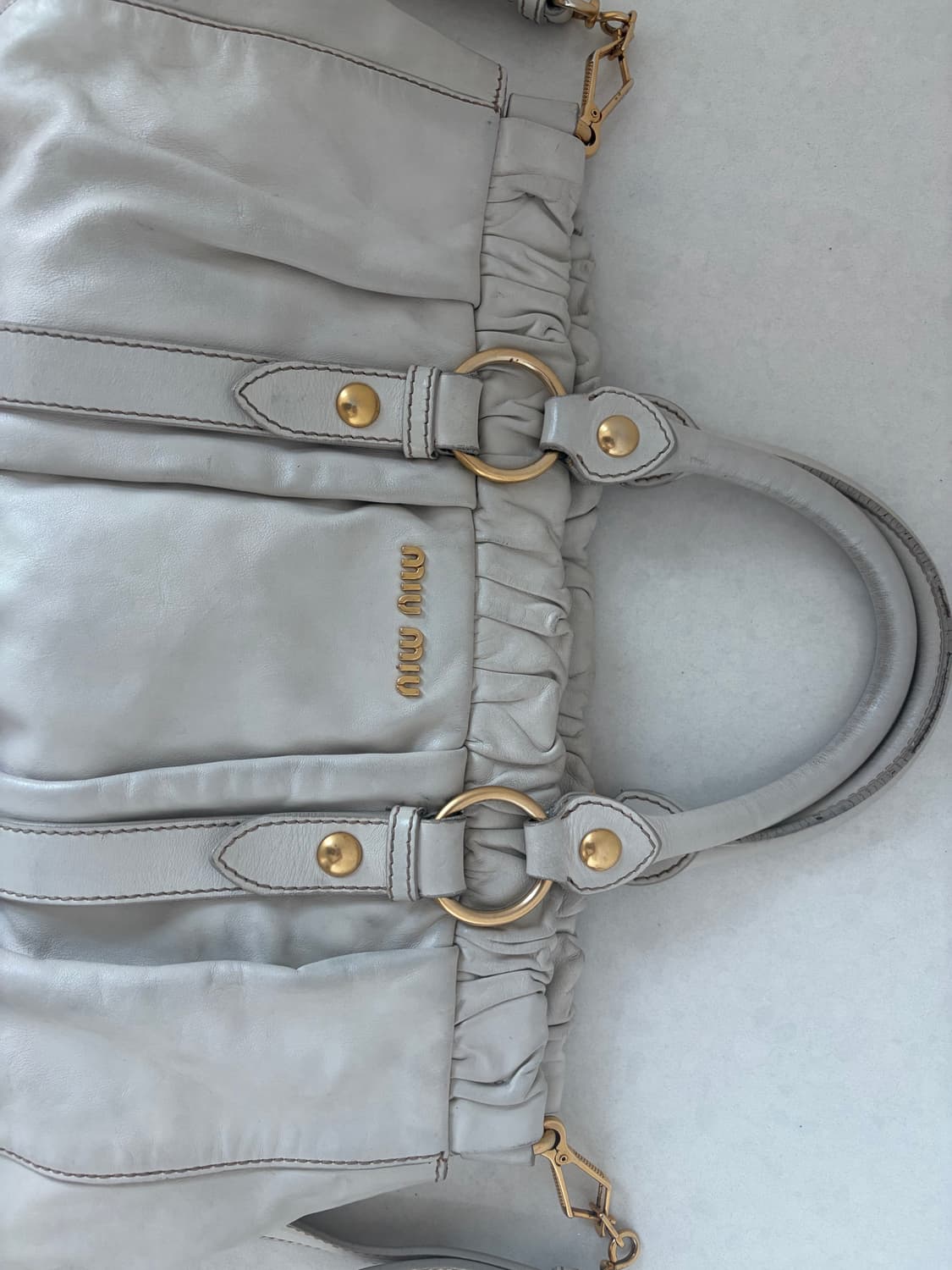 미우미우 정품 아이보리 숄더백 상품이미지2