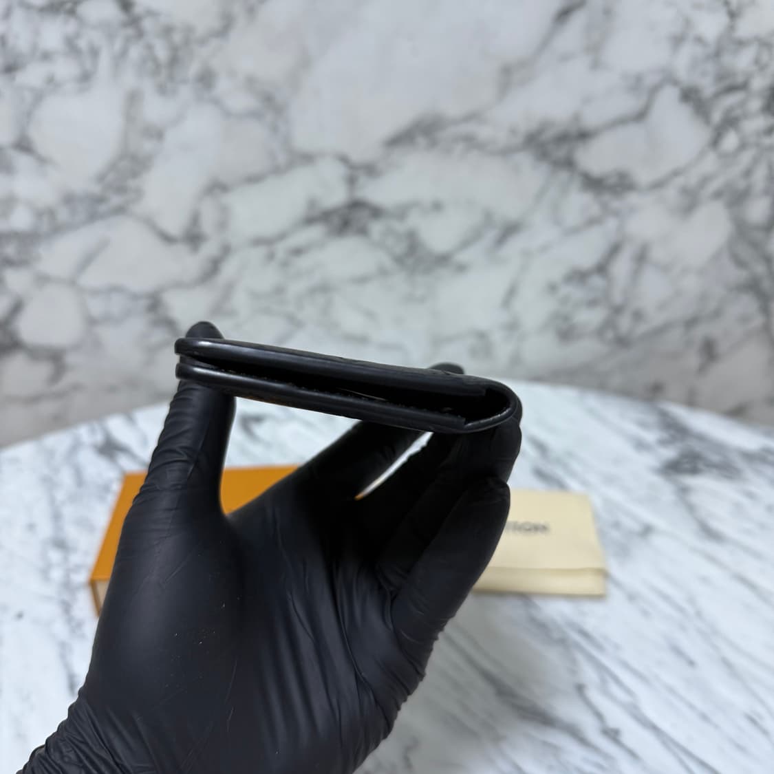 루이비통 이클립스 쉐도우 오거나이저 카드지갑 상품이미지6