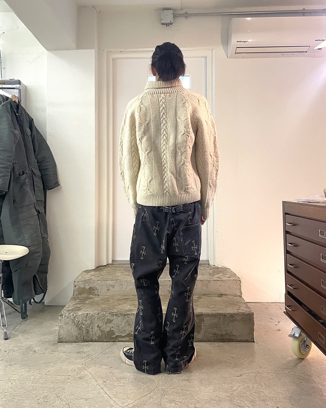 67 모터사이클 클럽 크림소다 스컬 스웨터 OS 상품이미지10