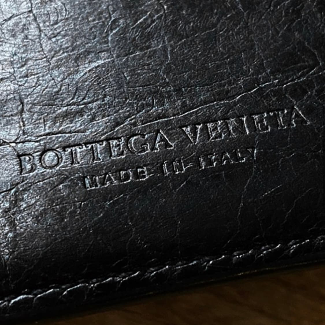 [정품] 보테가베네타 스퀘어 엠보스드 퀼티드 카드지갑 상품이미지5