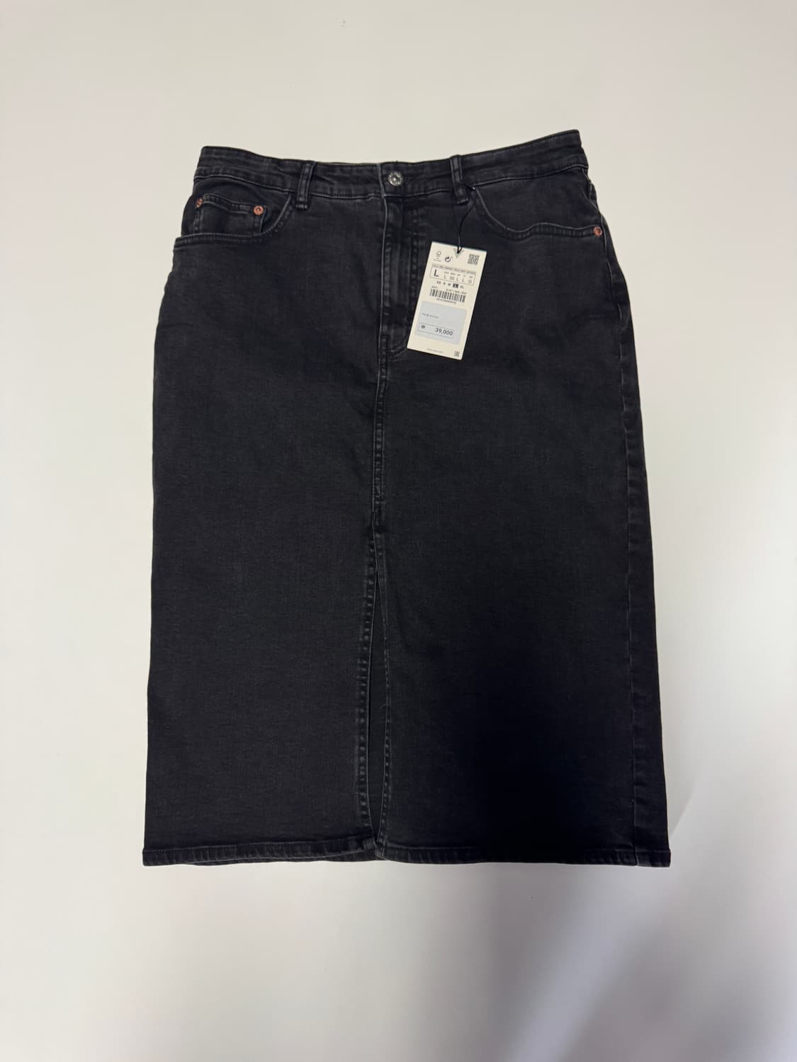 <새상품> 여성 자라 ZARA 흑청 데님 미디 스커트 L 상품이미지1
