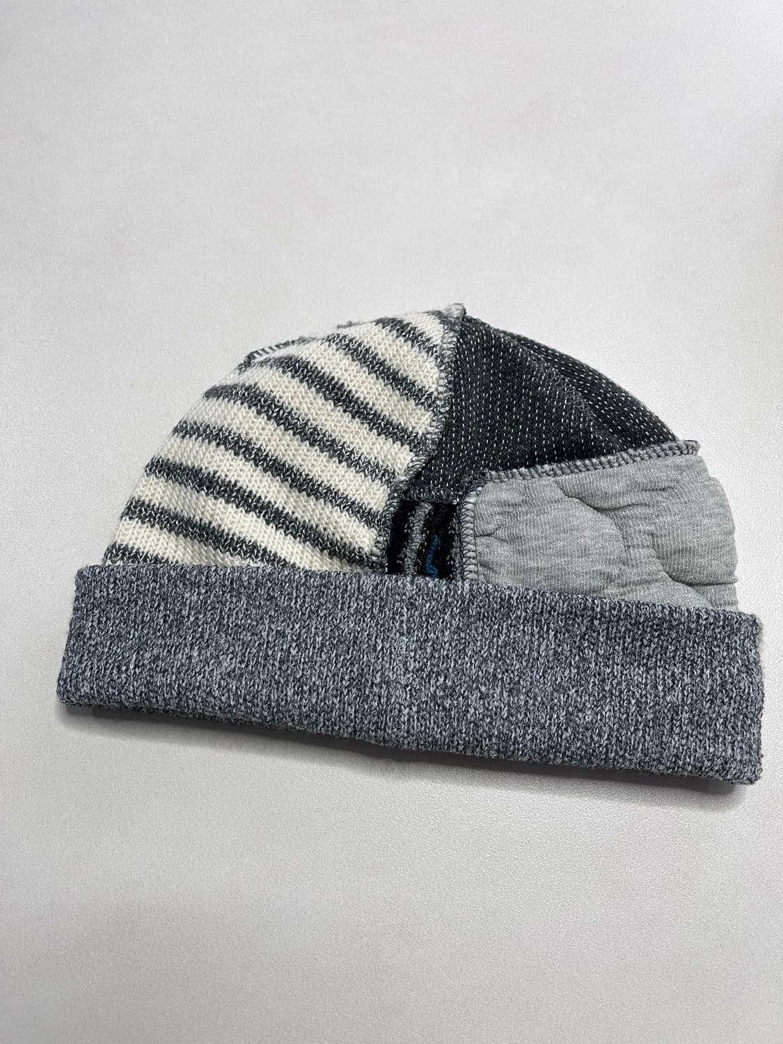 COYSEIO 코이세이오 패치워크 비니 그레이 상품이미지2