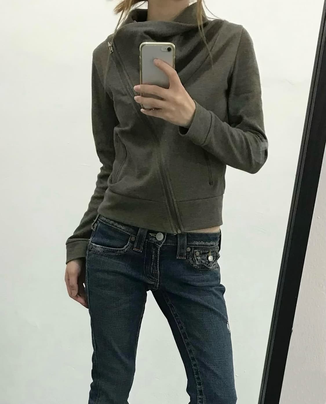 하이넥 크롭 사선 자켓 상품이미지1