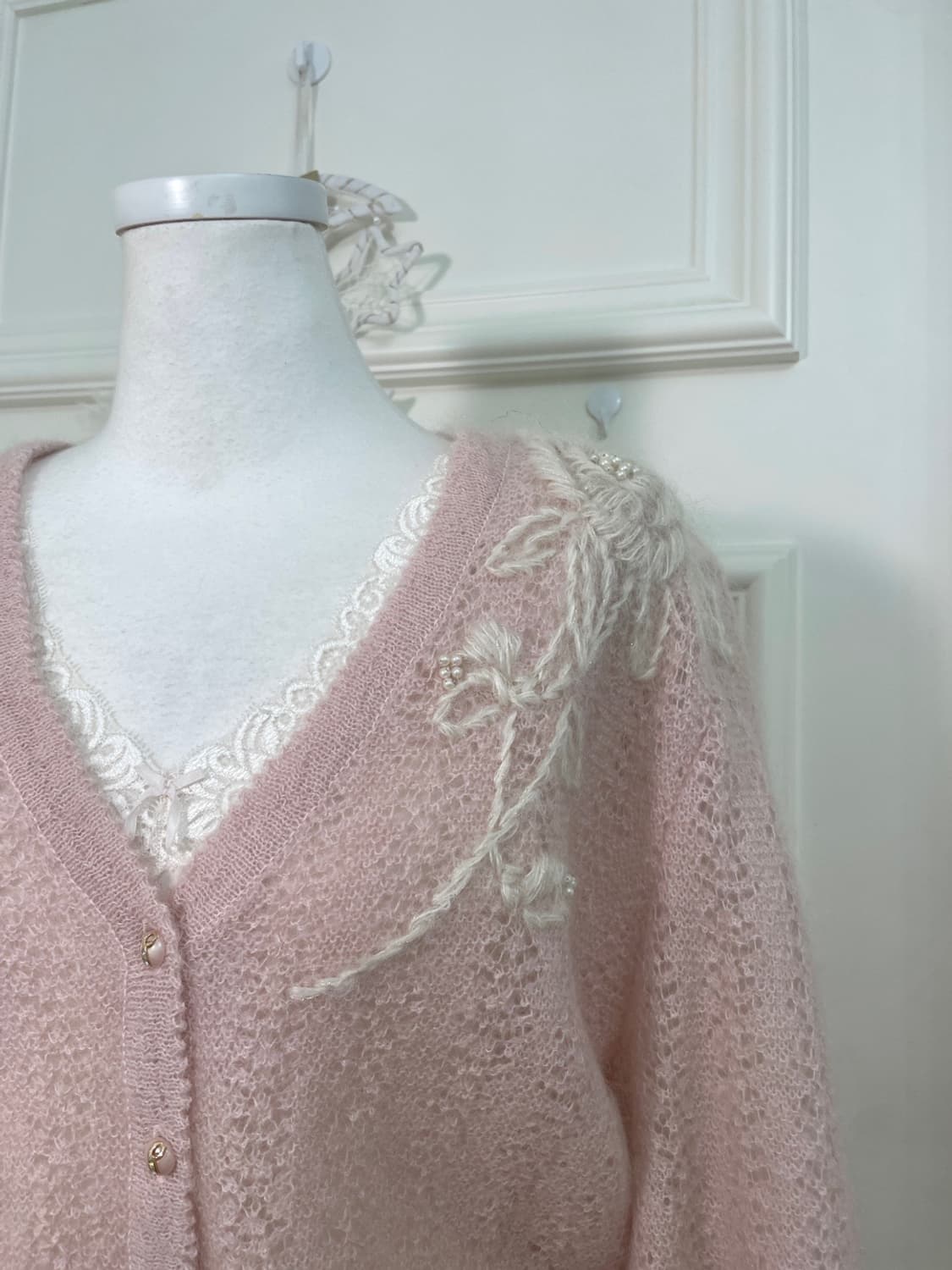pink ivory flower embroidery cardigan&sh 상품이미지7