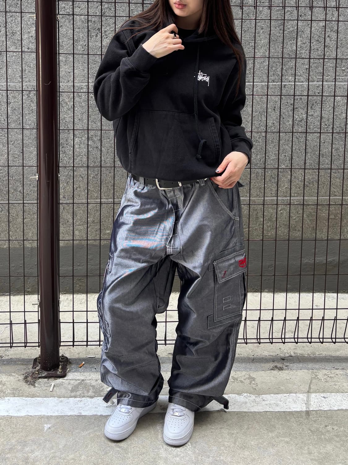 스투시 블랙 백로고 후드티 상품이미지4