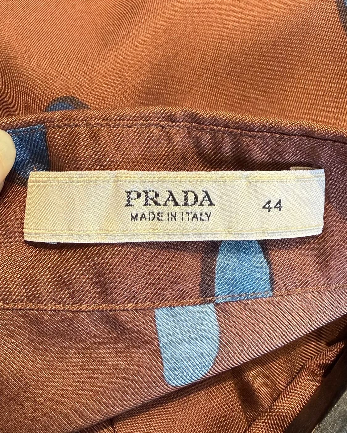 프라다 브라운 도트 실크 셔츠  상품이미지7