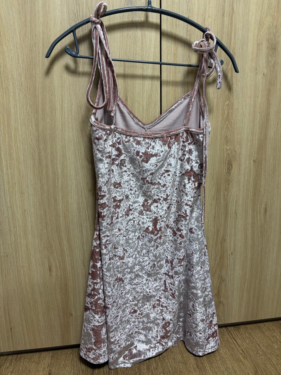 curetty 벨벳 민소매 원피스 상품이미지4