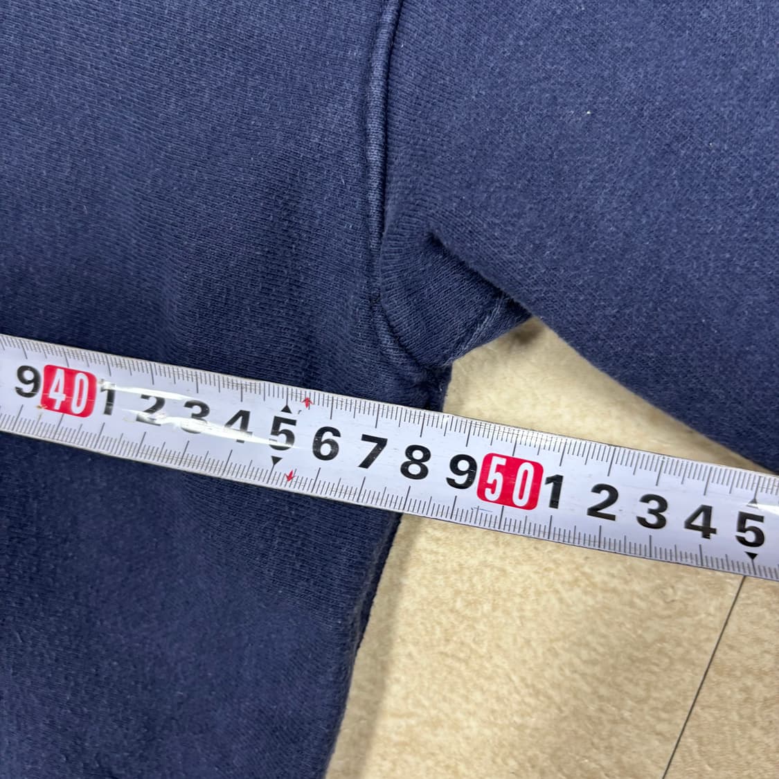 아웃스탠딩 네이비 크루 로고 후드티 상품이미지5