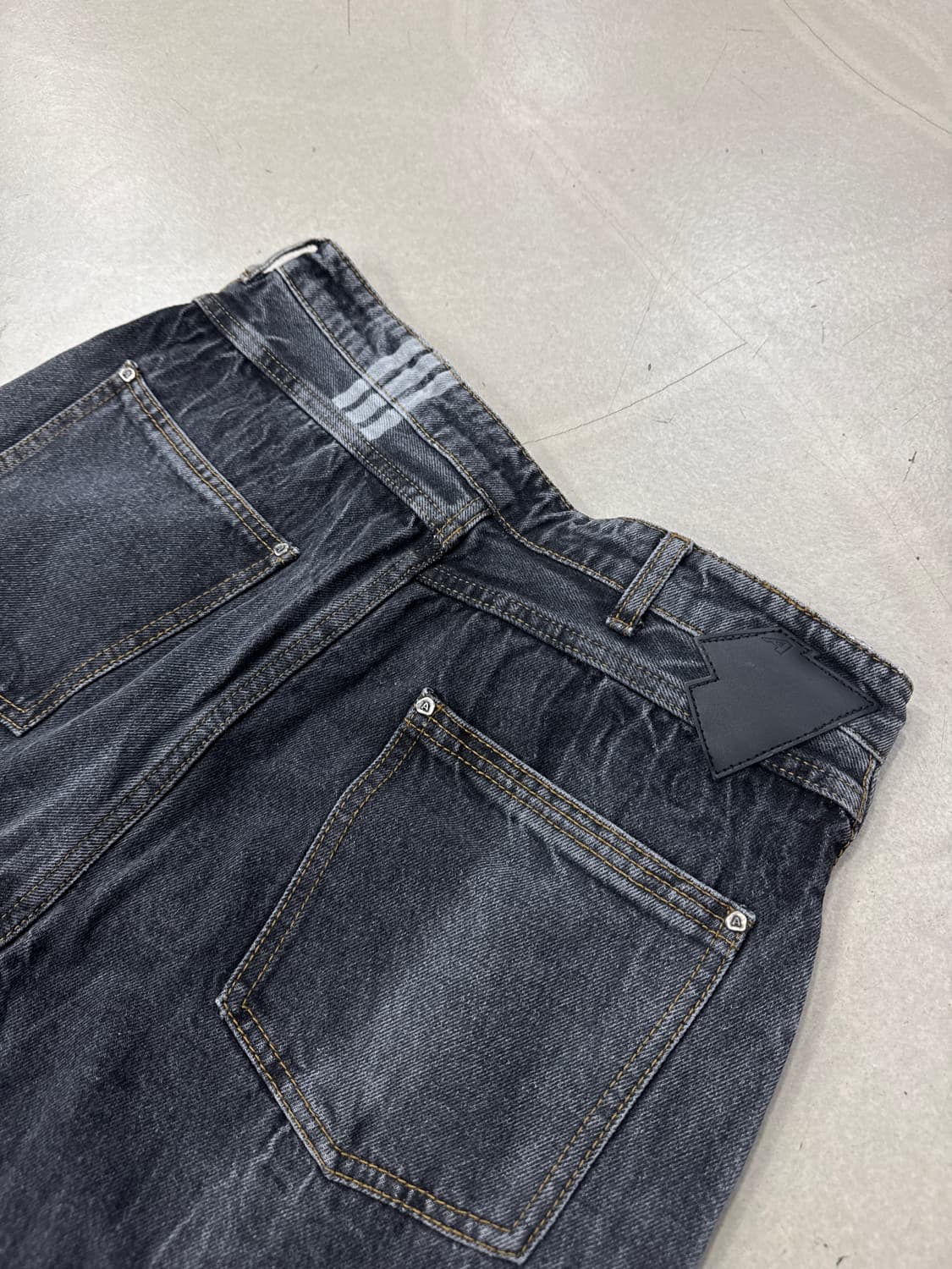 아더에러 범프진 A3  상품이미지5