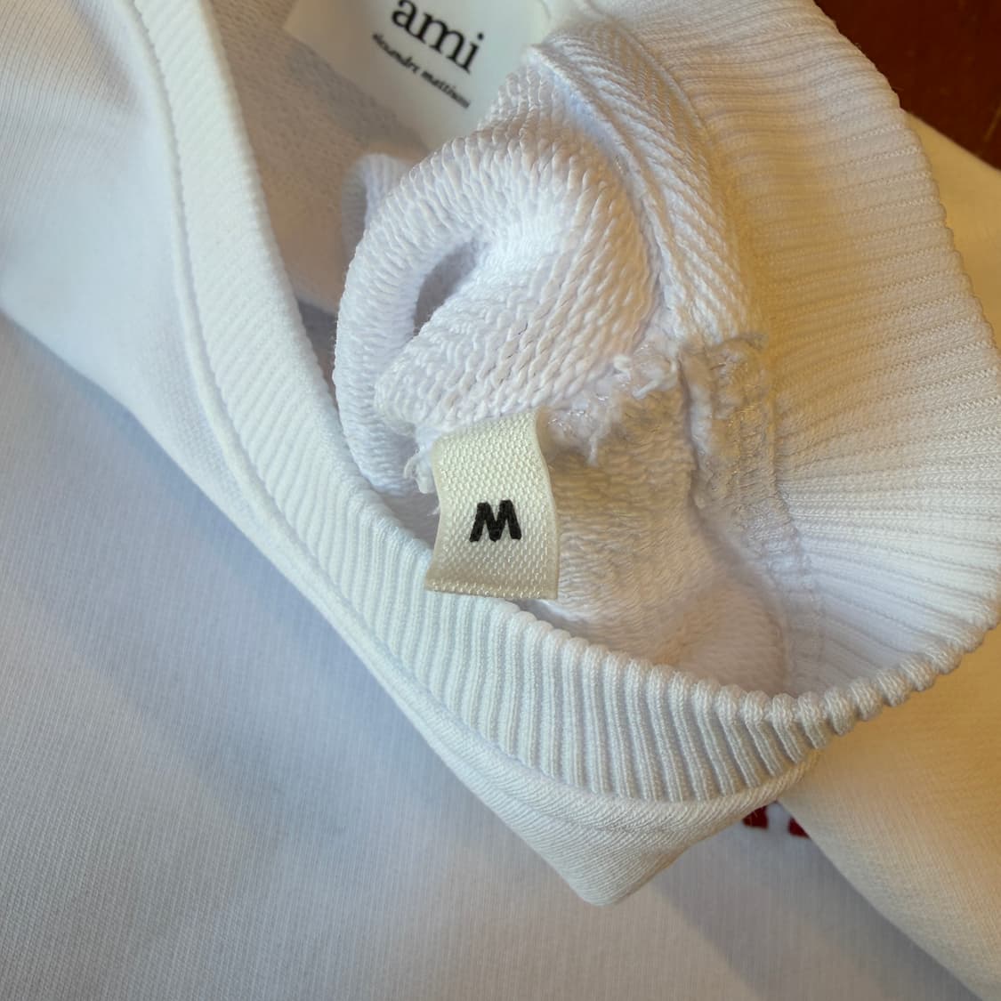 아미 스몰 하트 로고 스웻셔츠 맨투맨 [ 105 ] 상품이미지6