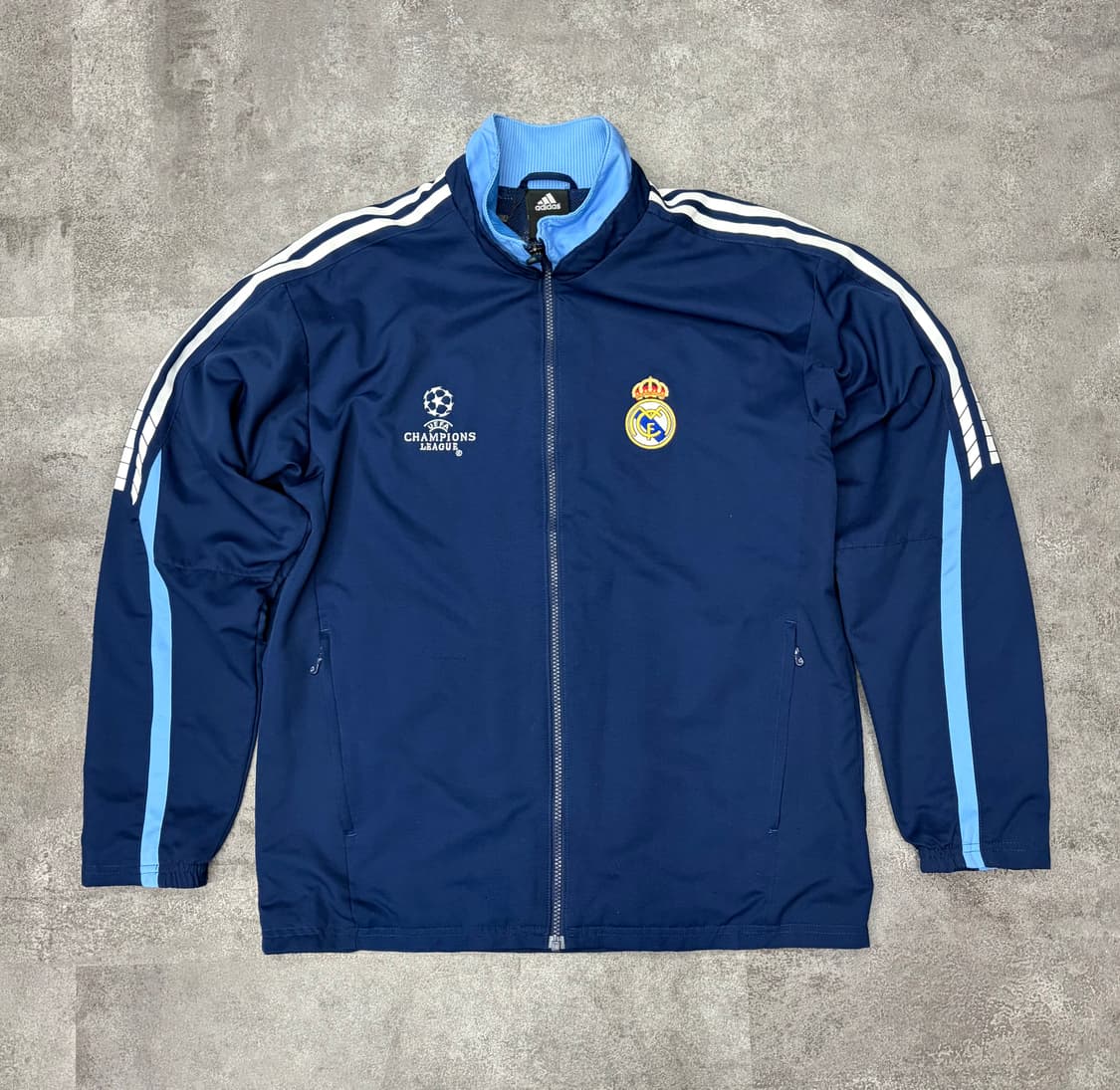아디다스 챔피언스리그 레알마드리드 트랙탑 네이비 상품이미지1